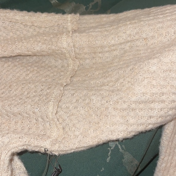 Treasure & Bond off the shoulder thermal knit top - Picture 6 of 10